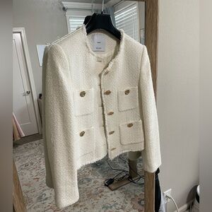 Elegant White Tweed Blazer
